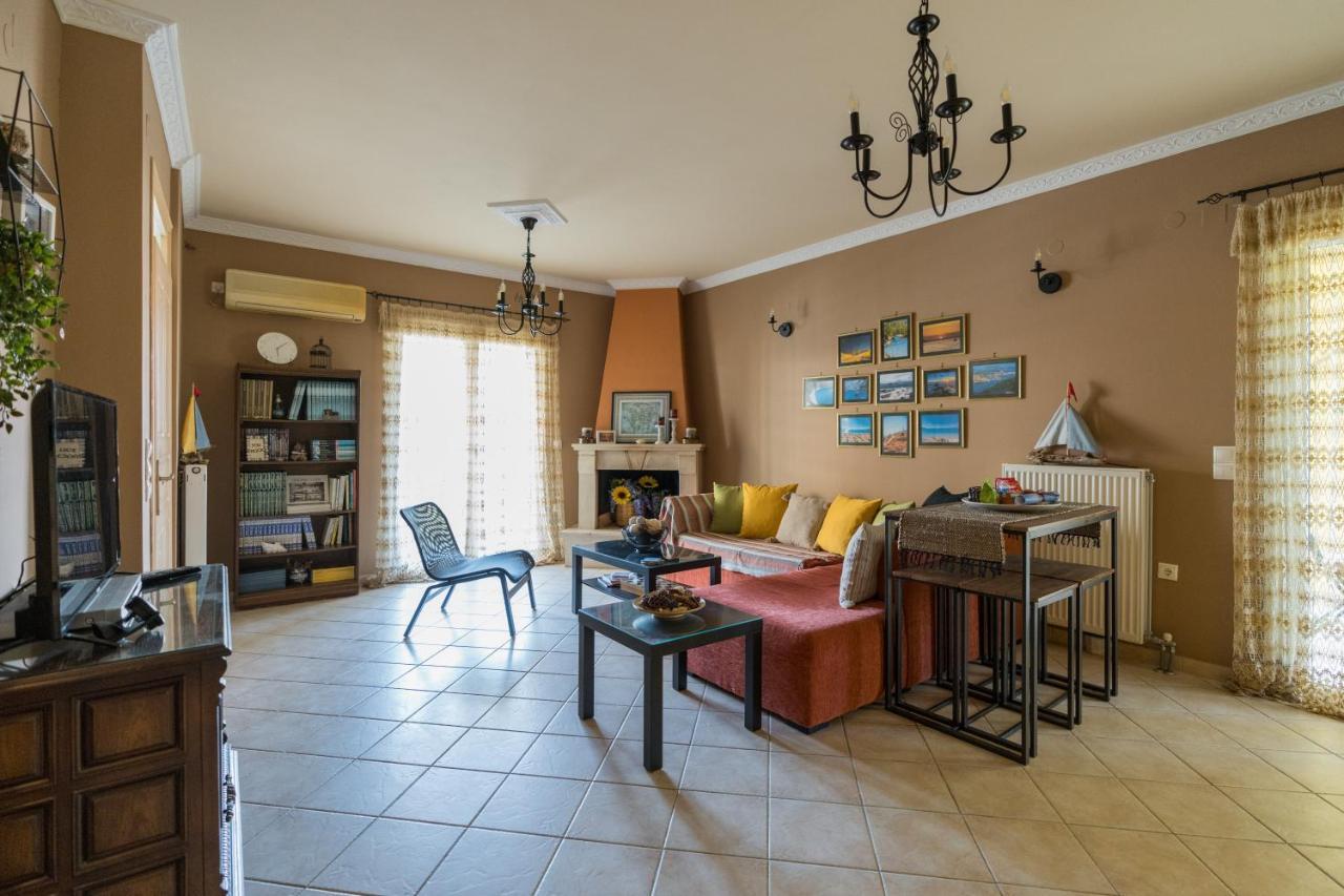 Aurelia Apartment Lixouri Luaran gambar
